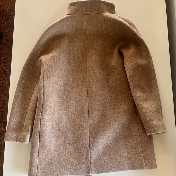 Elegant Tan Women's Coat - Picture 3 of 8
